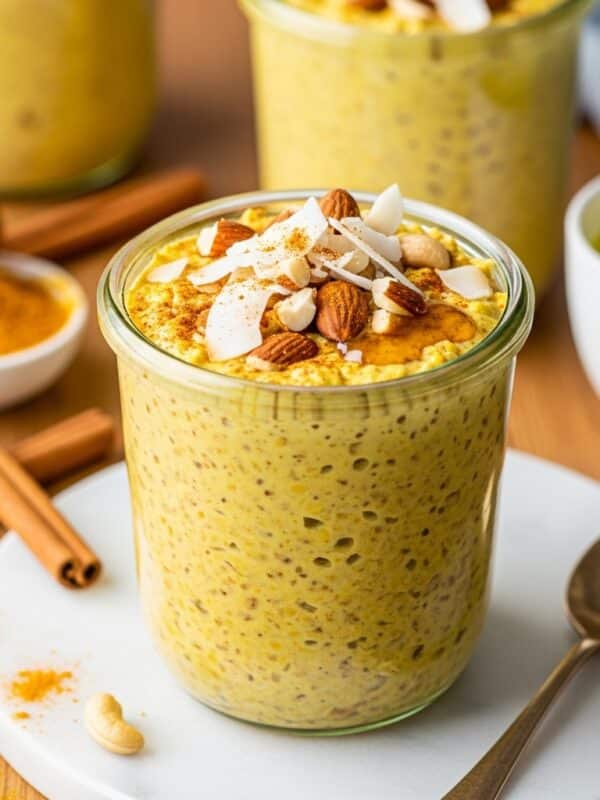 Turmeric Golden Milk Overnight Oats Recipe