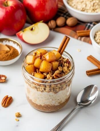 Apple Cinnamon Overnight Oats