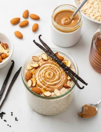 Vanilla Almond Overnight Oats
