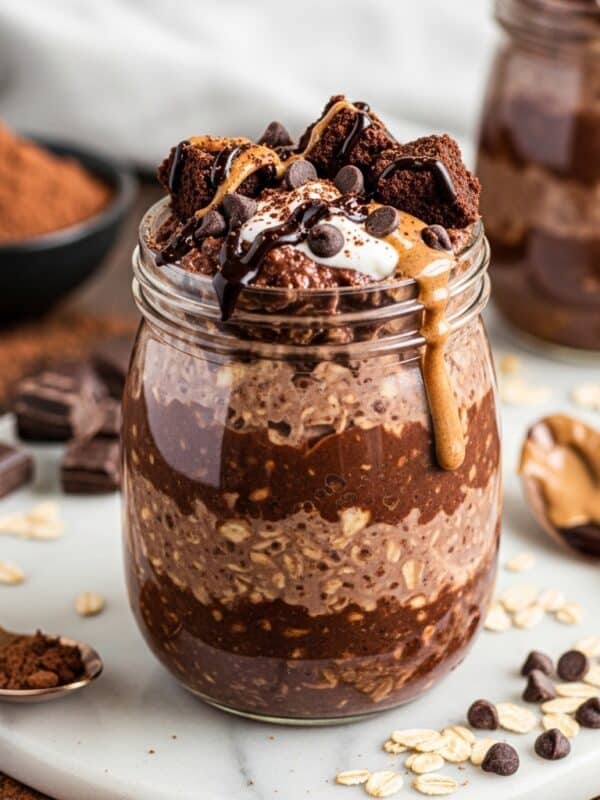 Easy Brownie Batter Overnight Oats for Busy Mornings