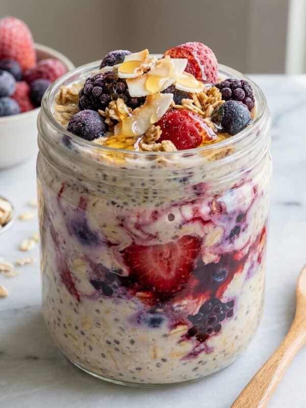 Overnight Oats with Frozen Fruit